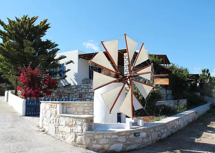 Maria's Village Anemomylos Páros