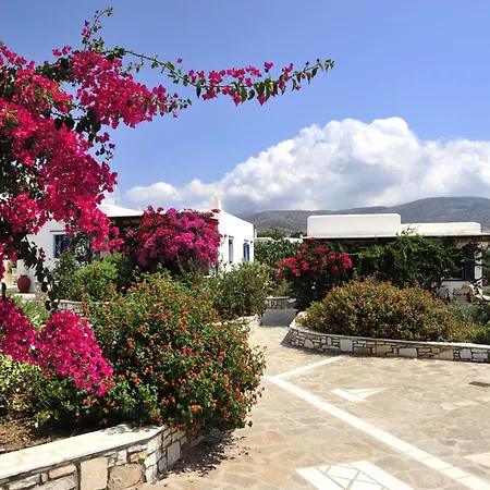 Maria's Village Anemomylos * Párosz