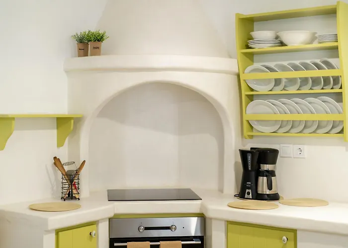 Maria's Village Anemomylos パロス島